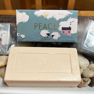 NEW IN BOX MUSEE PEACE BAR SOAP 3PACK!